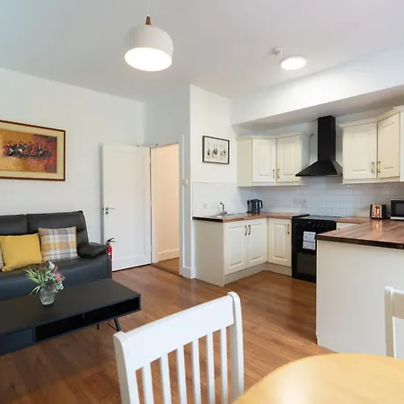 Runda Apartment Dingle