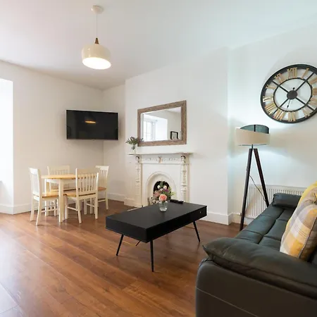 Apartment Runda Dingle