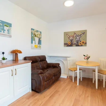 Runda Apartment *