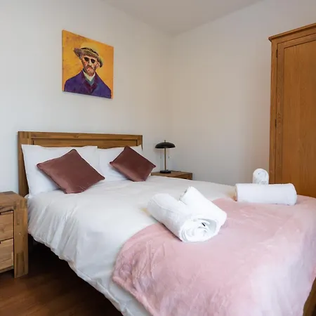 Apartment Runda